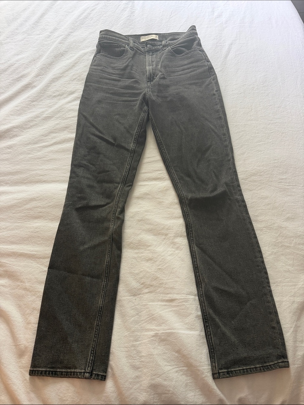Abercrombie and fitch the slim straight ultra high rise